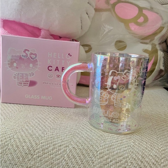 Hello kitty mug 50th anniversary special edition - Picture 5 of 7